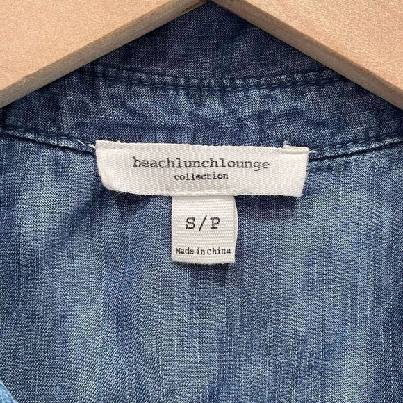 beachlunchlounge Blue Denim Sleeveless Top - Size: Small - Picture 3 of 6